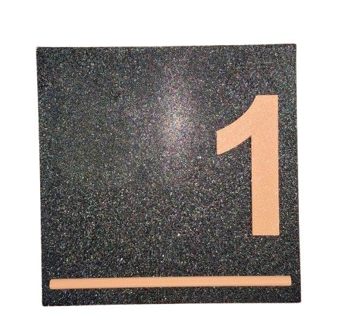 Plăcuță număr apartament – design modern, 12x12 cm